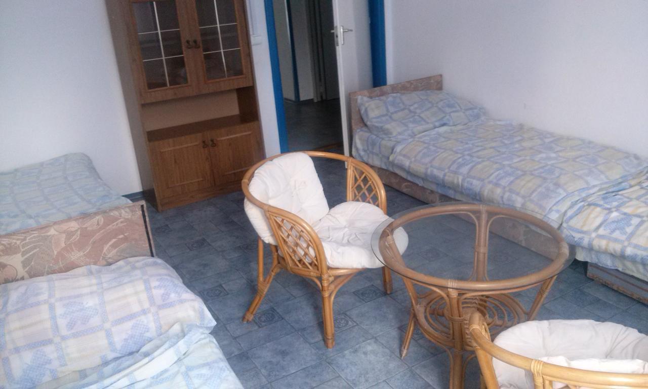 Oazis Park MotelRáckeve エクステリア 写真