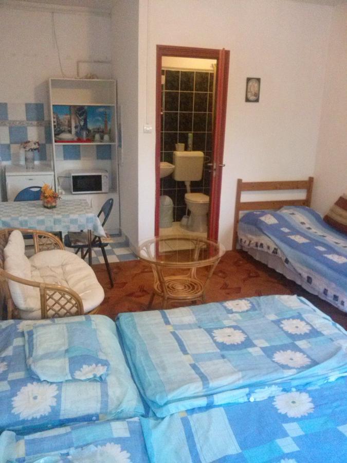 Oazis Park MotelRáckeve エクステリア 写真
